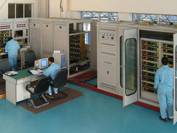 鋼材理(li)化試驗(yàn)二