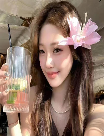 探秘举起手来！：动作片的的文化符号与象征意义